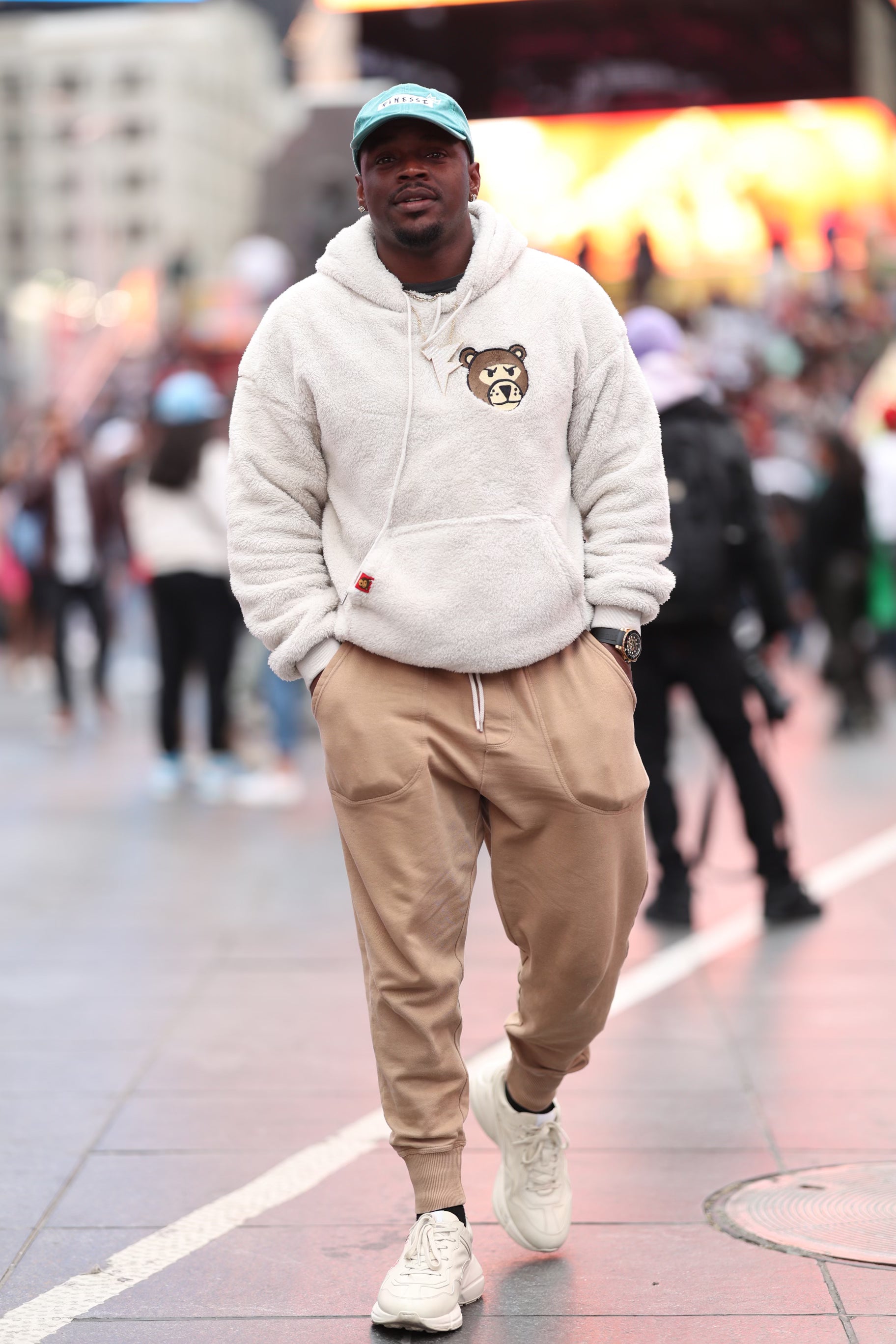 Hoodie top fashion style